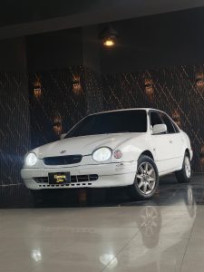 TOYOTA COROLLA GLI 2000 F-P