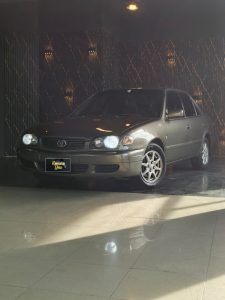 TOYOTA COROLLA GLI 2001 F-P
